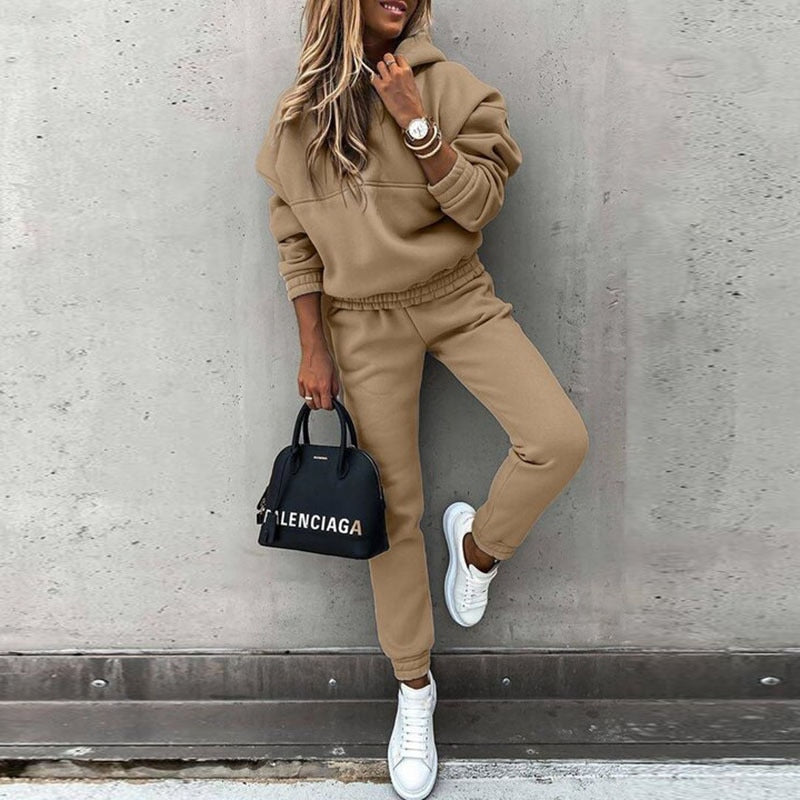 Daria | Women's Sporty Tracksuit | Winter